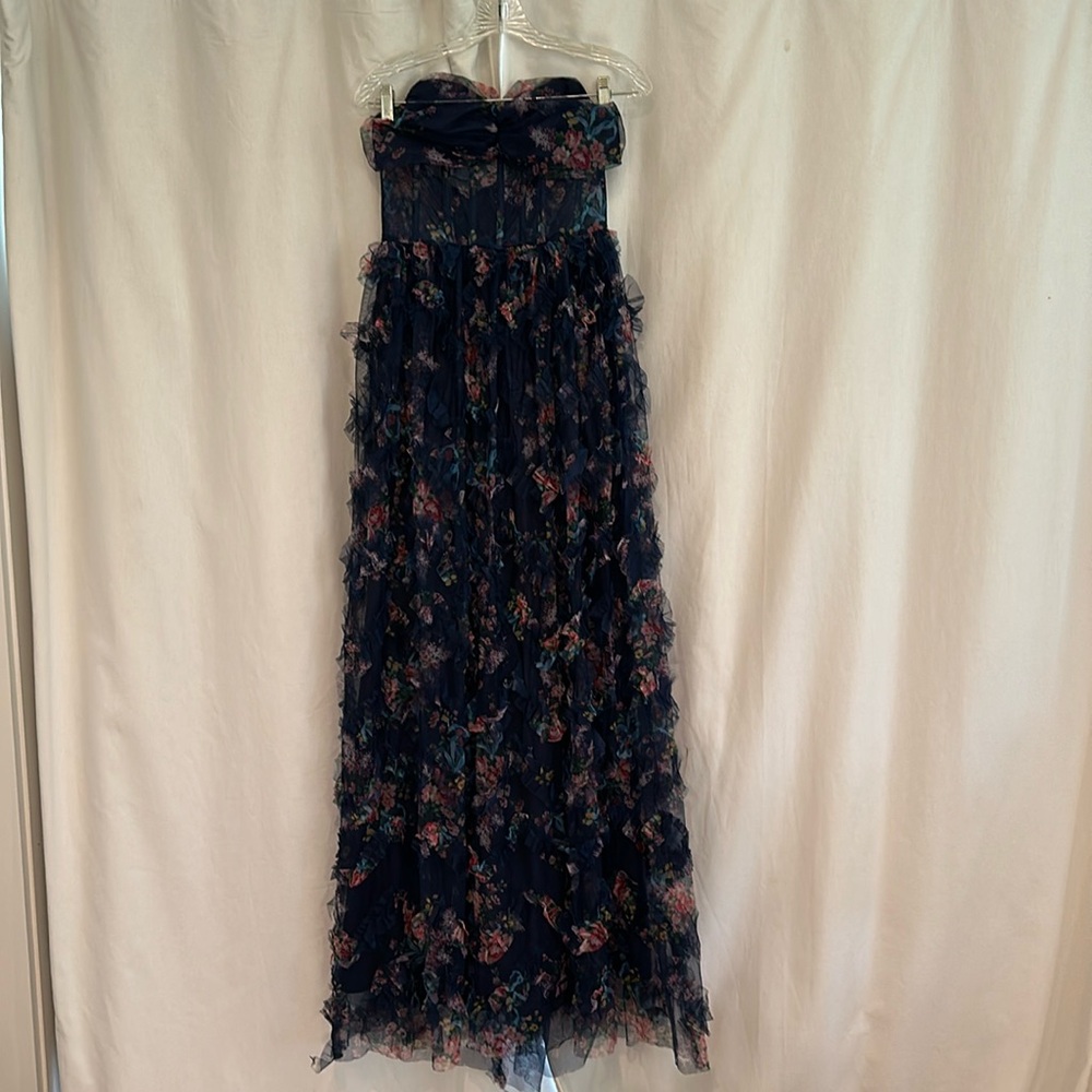 Lulu’s strapless maxi dress